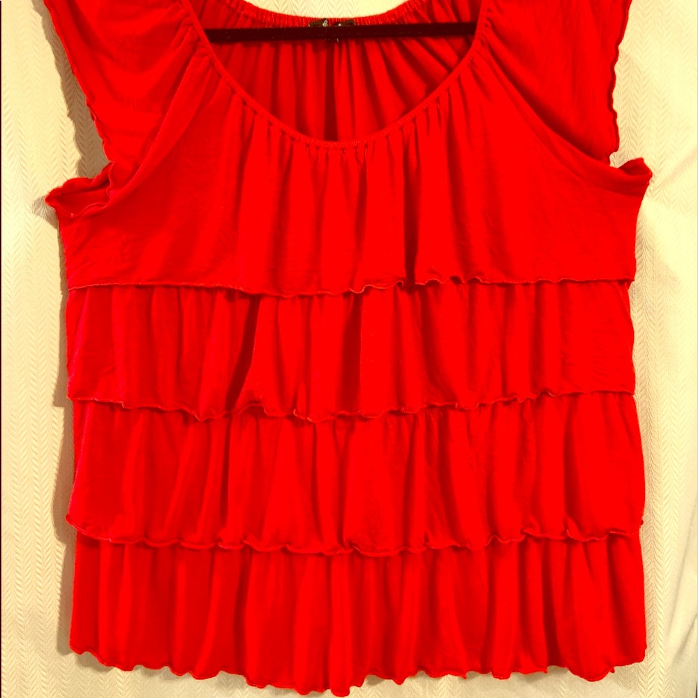 Red shirt sleeve Lili Morgan top
